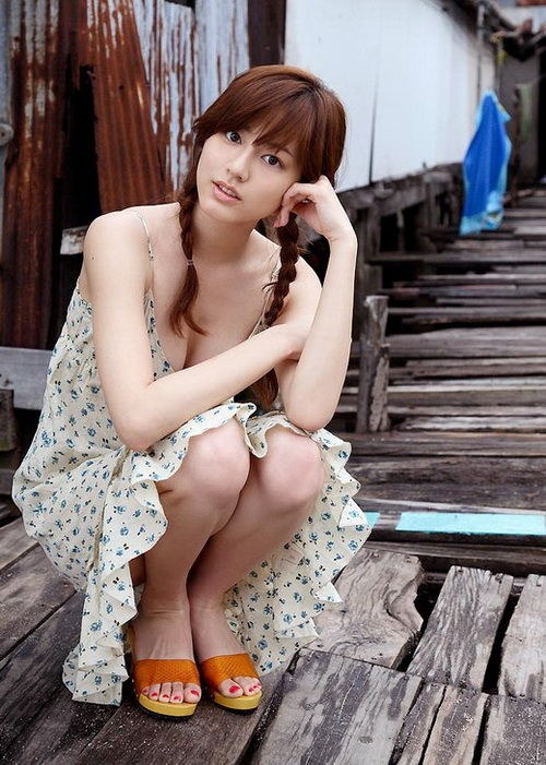 清純美女 泳裝美色女優杉本有美寫真