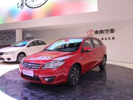 2013广州车展东南V6菱仕 1.5T